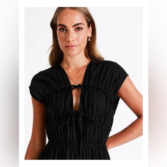 Linen blend Piper dress. Black. size 4. - Picture 6 of 8